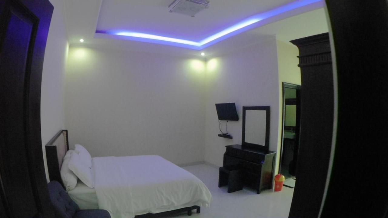 Villa Dira Bogor Buitenkant foto